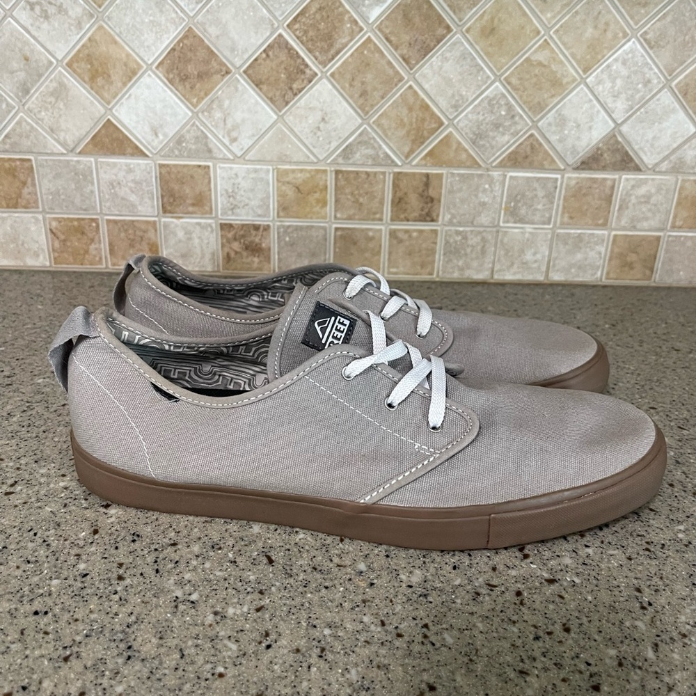 Reef Men’s Canvas Grey/Gum Casual Sneaker Size 11.5